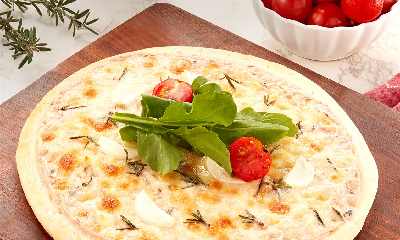 Pizza Bianca (White Pizza) Recipe | Dr. Oetker